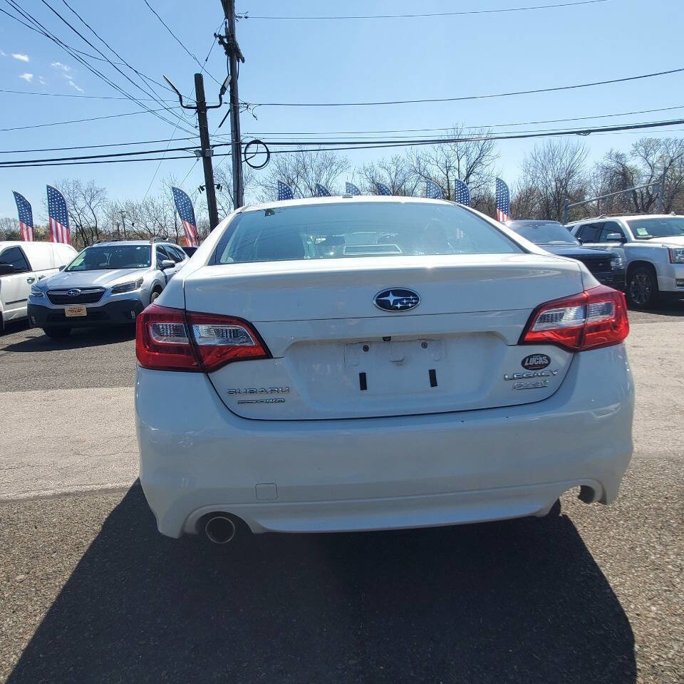 Used 2015 Subaru Legacy 2.5i Premium w/ Moonroof Package image 4