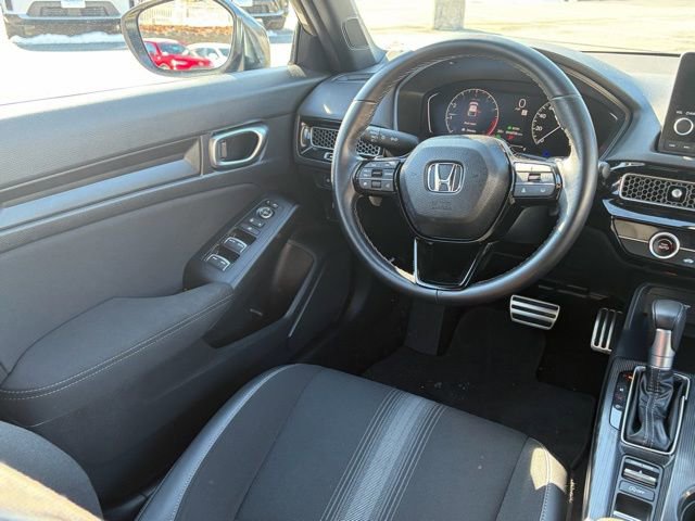 Used 2025 Honda Civic Sport image 31