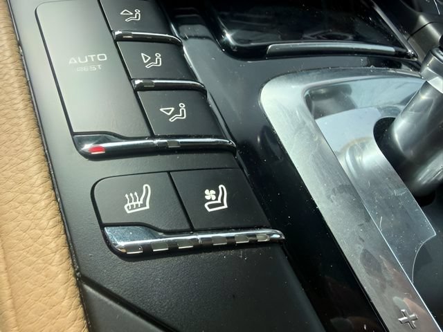 Used 2018 Porsche Cayenne Platinum Edition AWD/4WD image 20