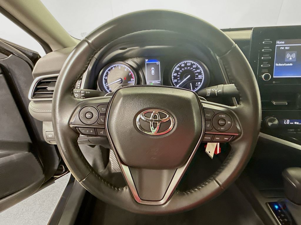Certified 2023 Toyota Camry SE FWD image 11
