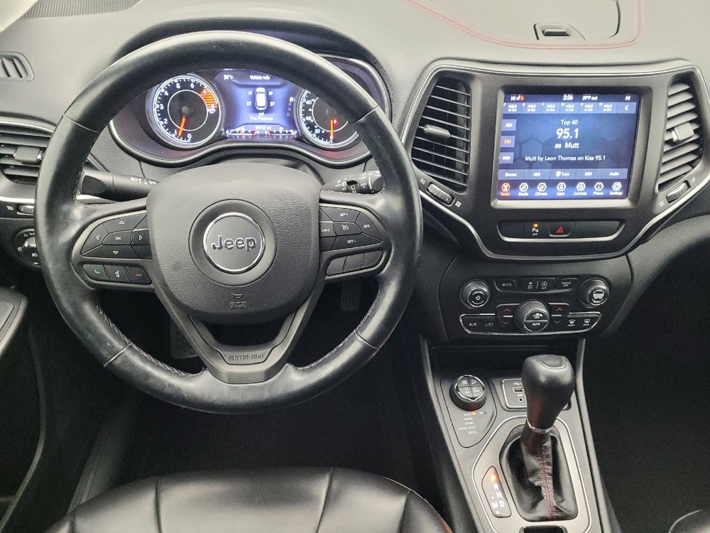Used 2020 Jeep Cherokee Trailhawk w/ Cold Weather Group AWD/4WD image 22