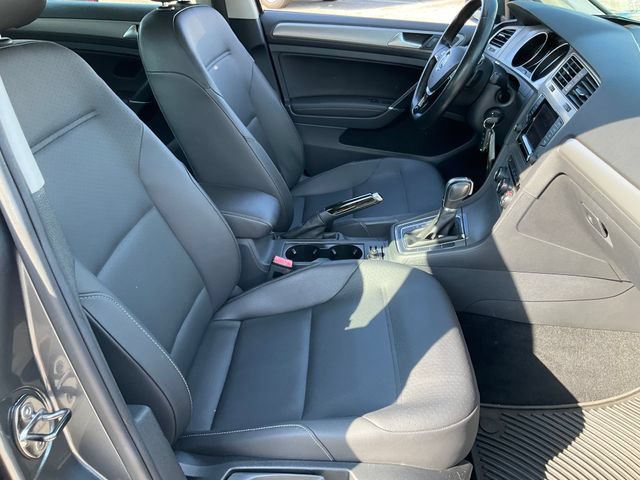 Used 2015 Volkswagen Golf TDI S FWD image 18