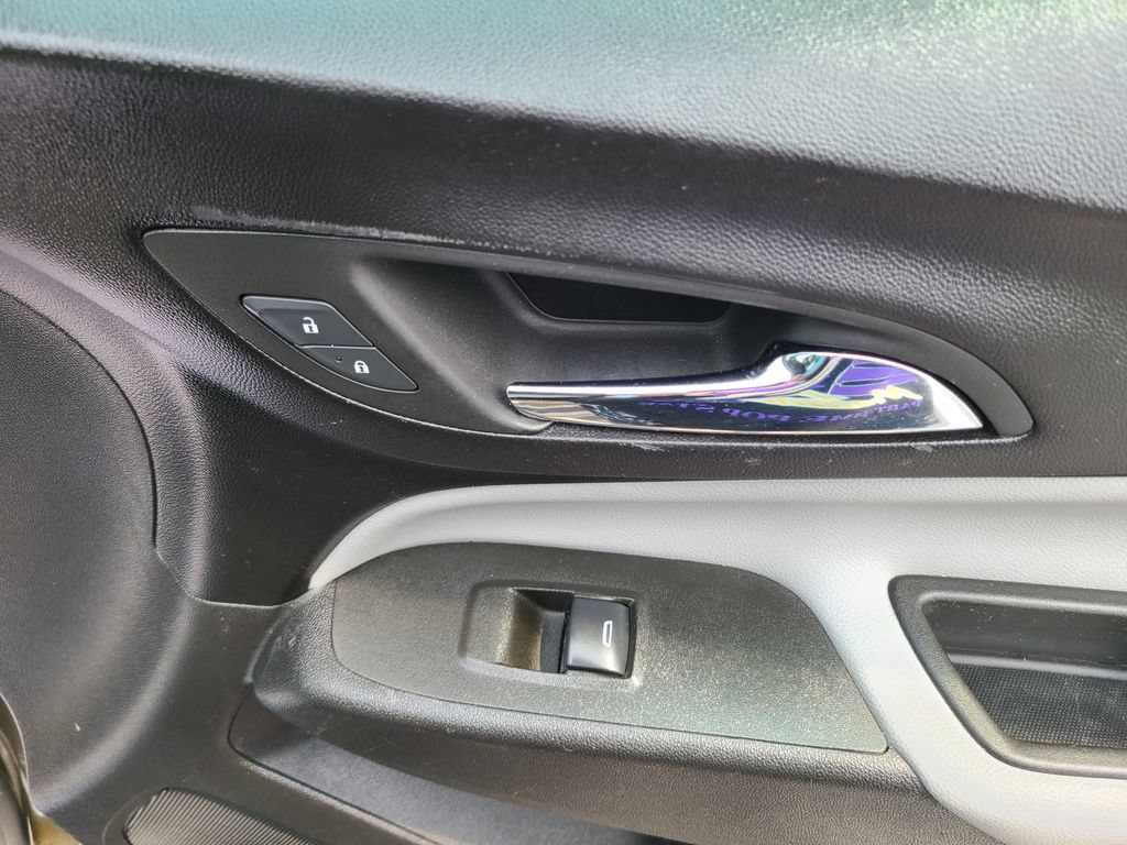 Used 2024 Chevrolet Equinox LT AWD/4WD image 10