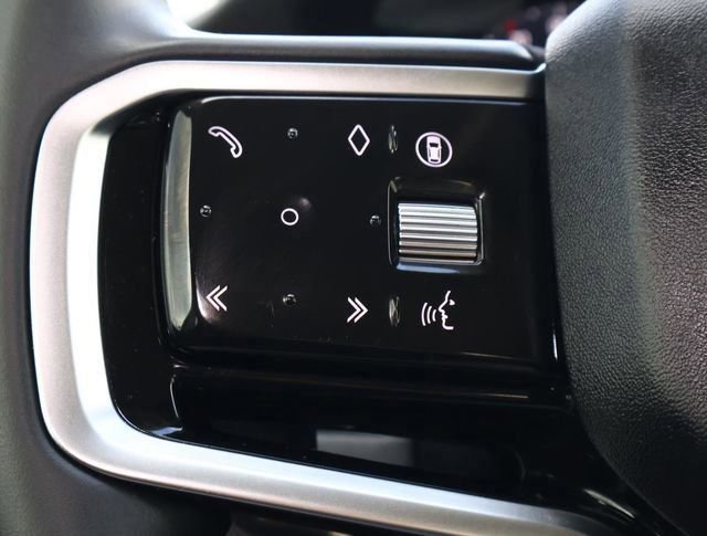 Used 2025 Land Rover Discovery Sport S AWD/4WD image 24