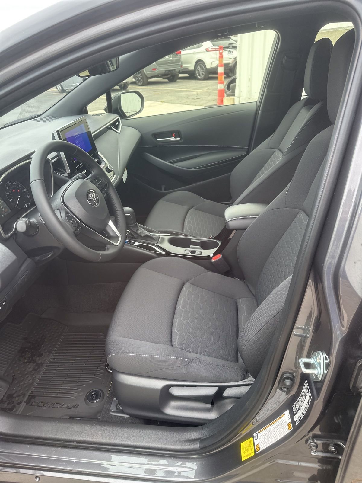 Used 2026 Toyota Corolla SE image 19