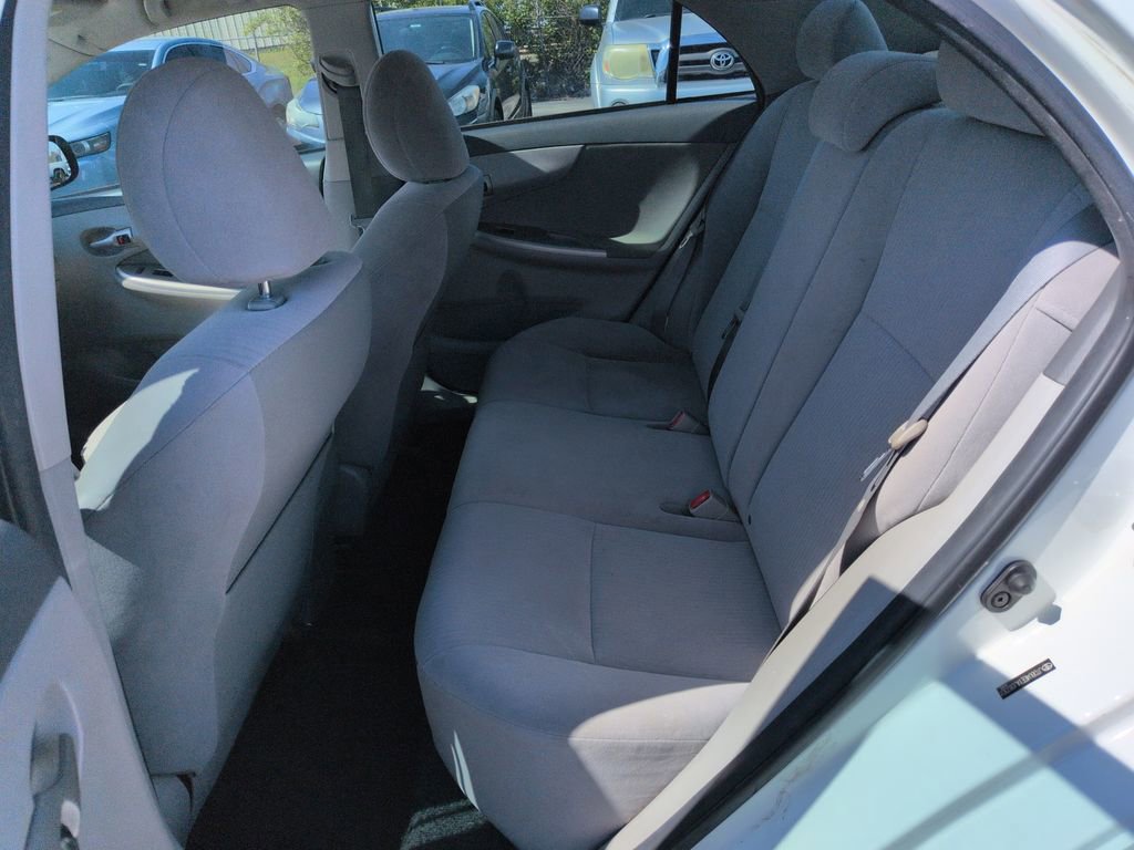 Used 2010 Toyota Corolla LE FWD image 25