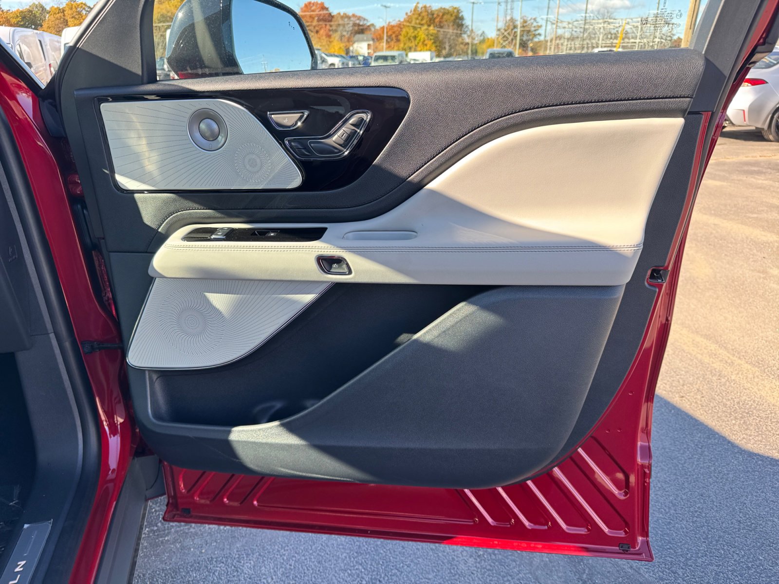 New 2026 Lincoln Aviator Reserve image 28