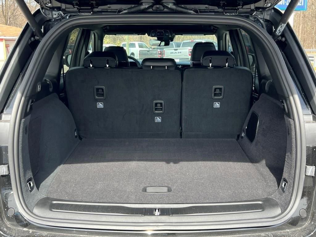 New 2023 Jeep Grand Cherokee Trailhawk w/ Advanced Protech Group II image 7