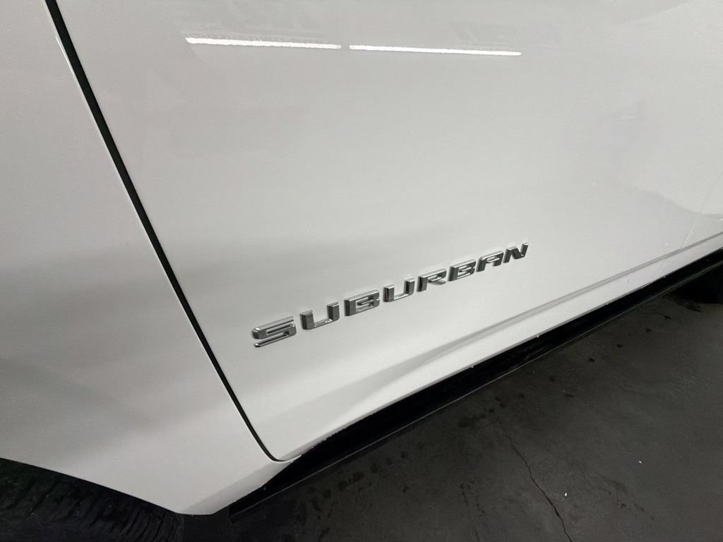 Certified 2023 Chevrolet Suburban Premier AWD/4WD image 33