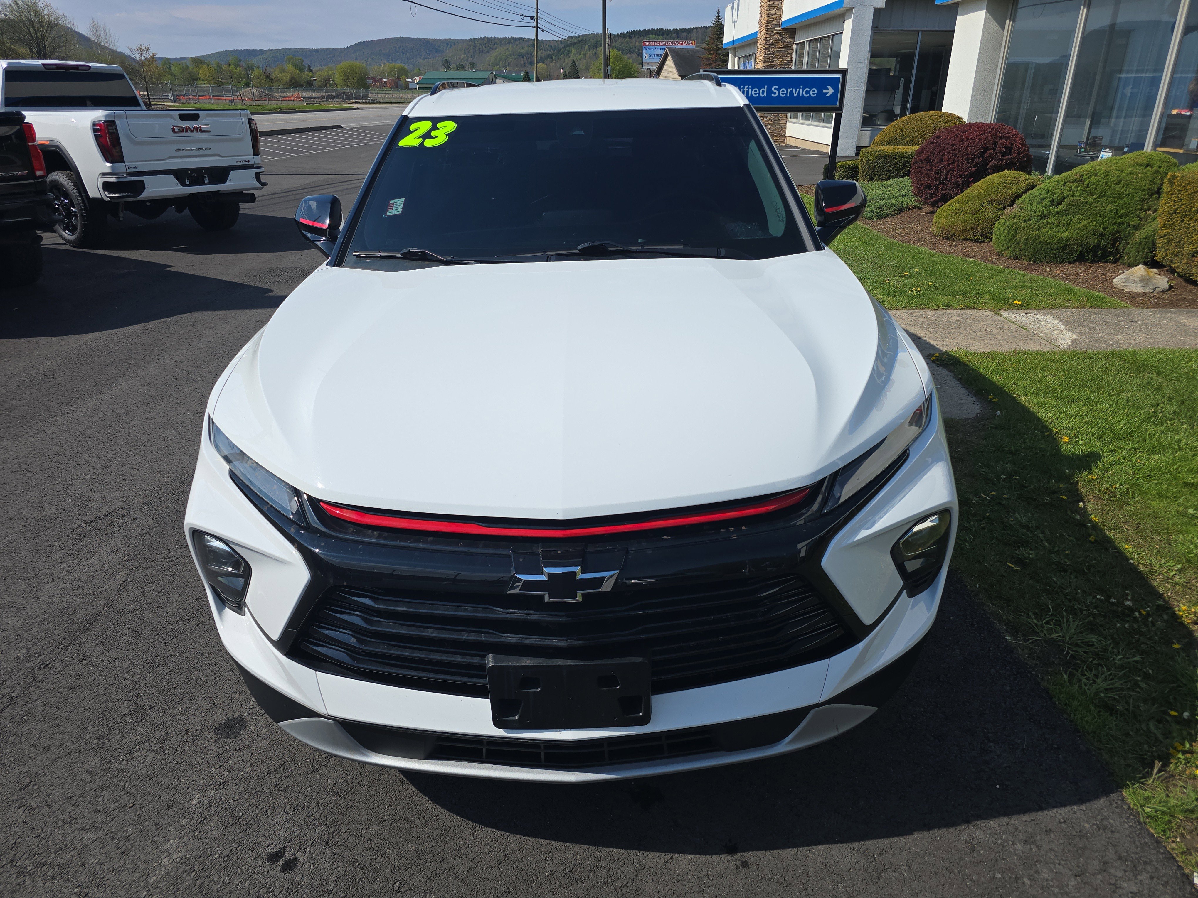 Used 2023 Chevrolet Blazer LT w/ Convenience Package AWD/4WD image 9