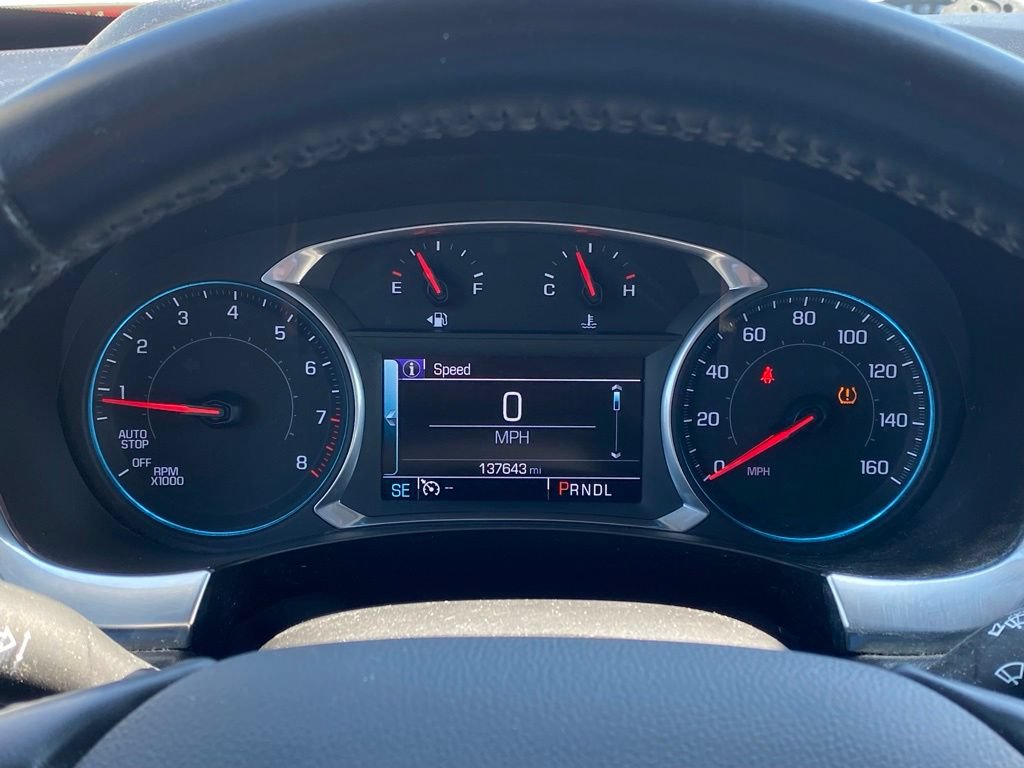 Used 2019 Chevrolet Traverse LT FWD image 25