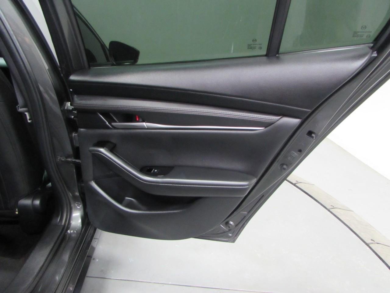 Used 2024 MAZDA MAZDA3 s image 18