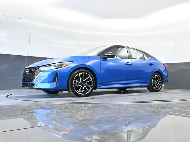 Used 2025 Nissan Sentra SR w/ Trunk Package FWD image 55