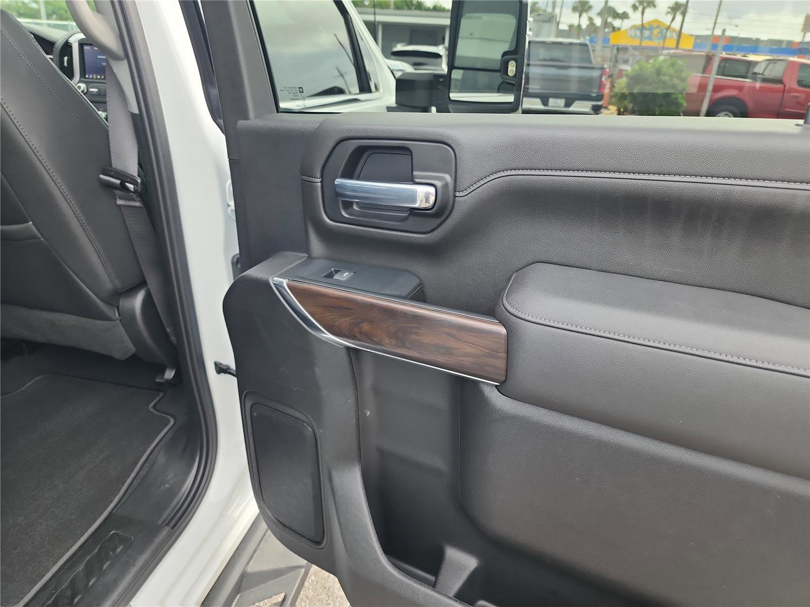 Used 2023 GMC Sierra 2500 SLT w/ SLT Convenience Package image 25
