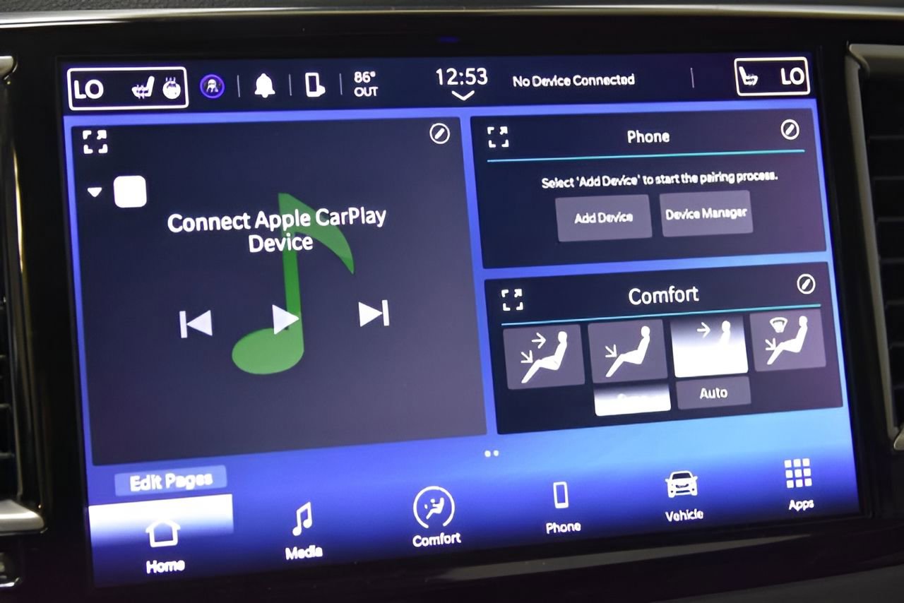 Used 2023 Chrysler Pacifica Touring-L image 20