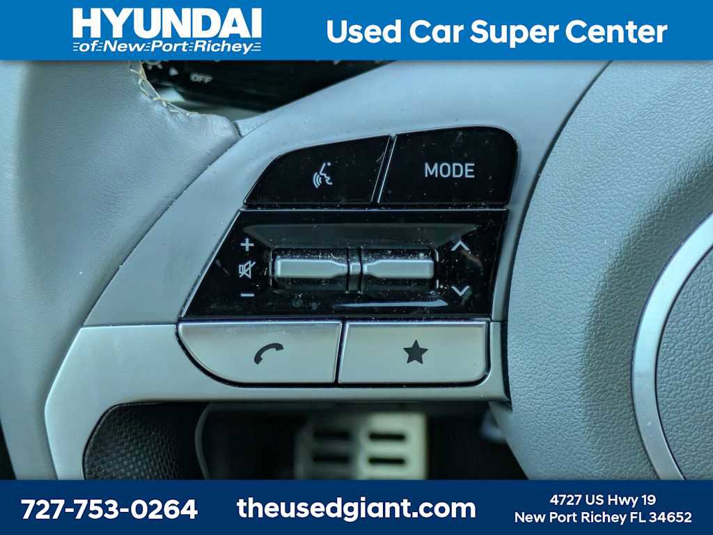 Used 2025 Hyundai Elantra Sport image 25