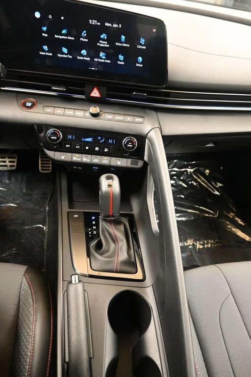 Certified 2025 Hyundai Elantra N Line image 28