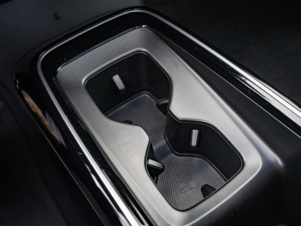 Used 2024 Volkswagen ID.4 S image 22