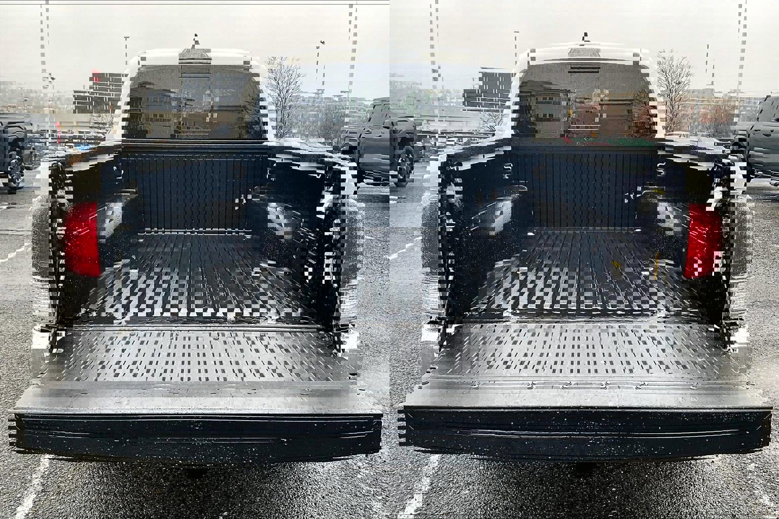 Used 2021 Toyota Tacoma TRD Off-Road image 32