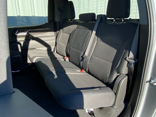 New 2026 GMC Sierra 1500 SLE image 19