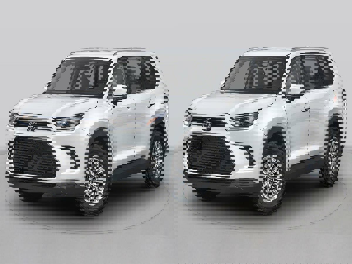 Used 2025 Toyota Grand Highlander FWD image 1