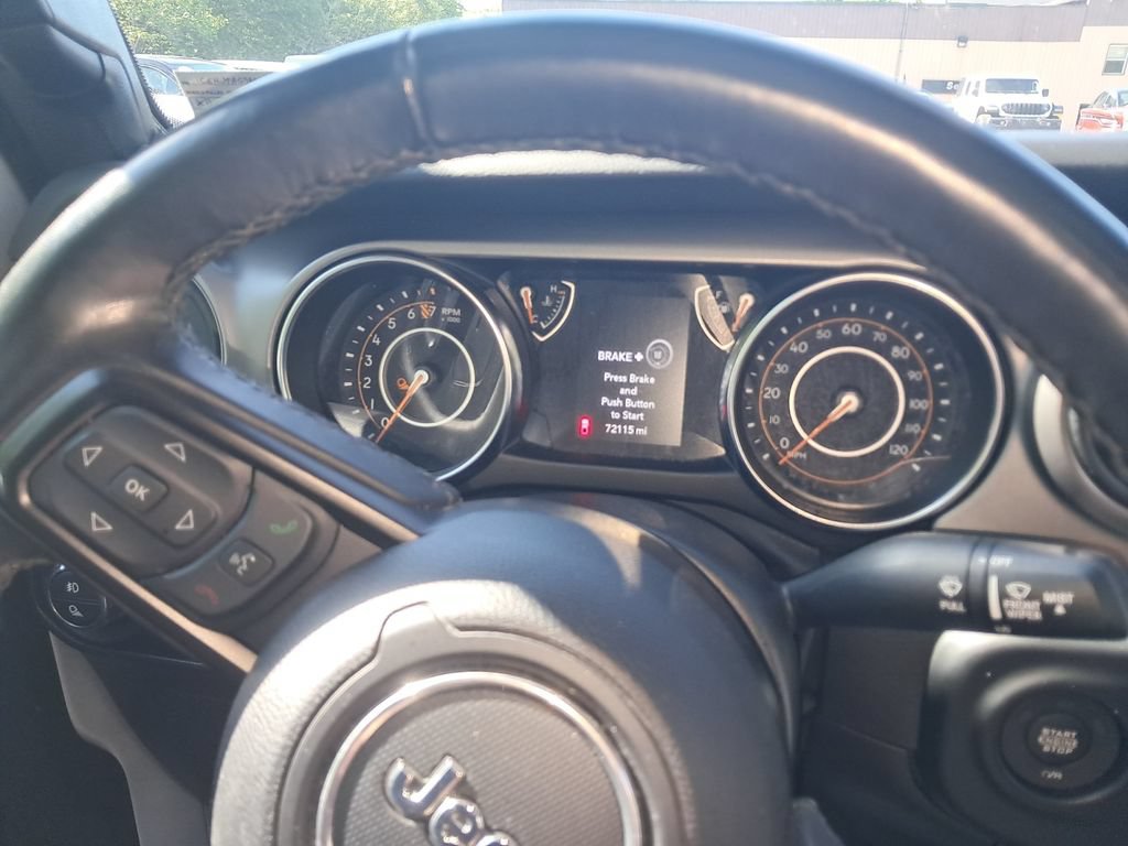 Used 2022 Jeep Gladiator Sport AWD/4WD image 16