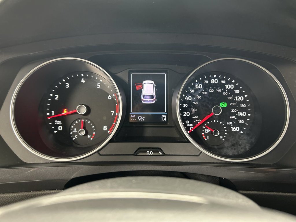 Used 2021 Volkswagen Tiguan SE w/ Panoramic Sunroof Package AWD/4WD image 13