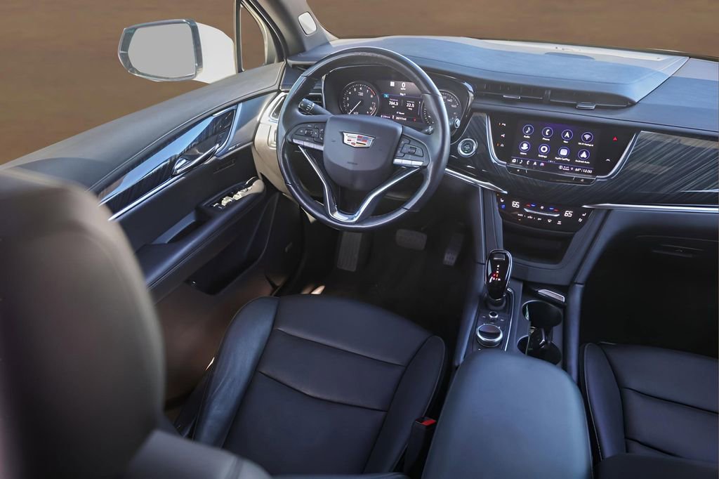 Certified 2023 Cadillac XT6 Premium Luxury w/ Technology Package image 30