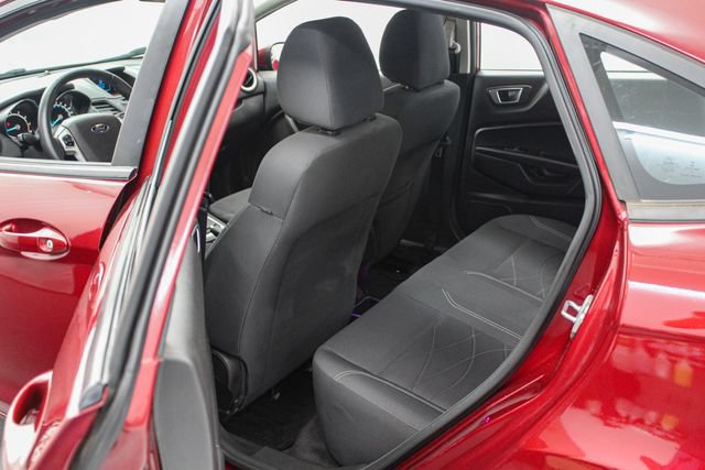 Used 2014 Ford Fiesta SE FWD image 18