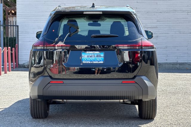 Used 2026 Toyota RAV4 LE AWD/4WD image 5
