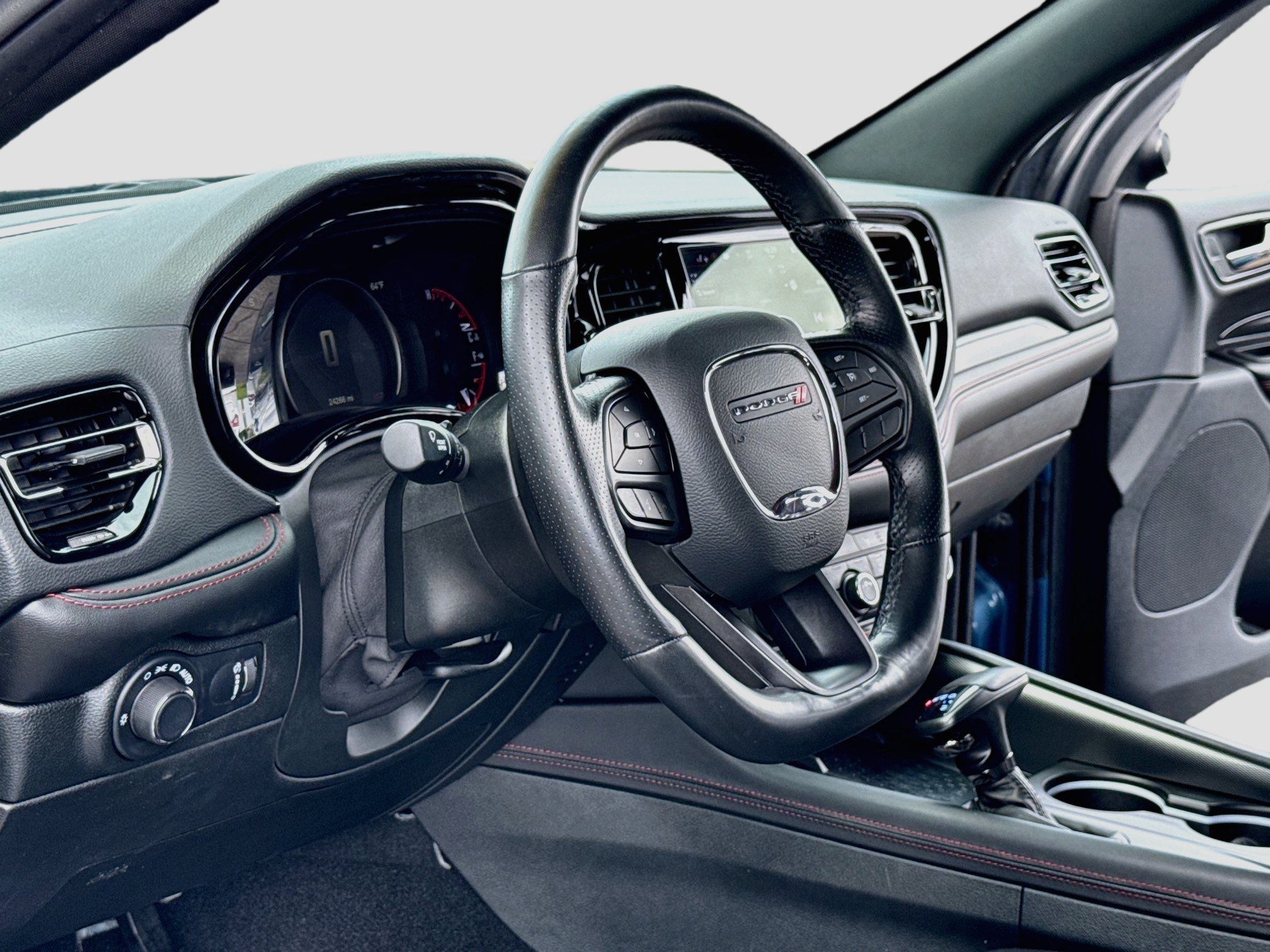 Used 2025 Dodge Durango R/T AWD/4WD image 9