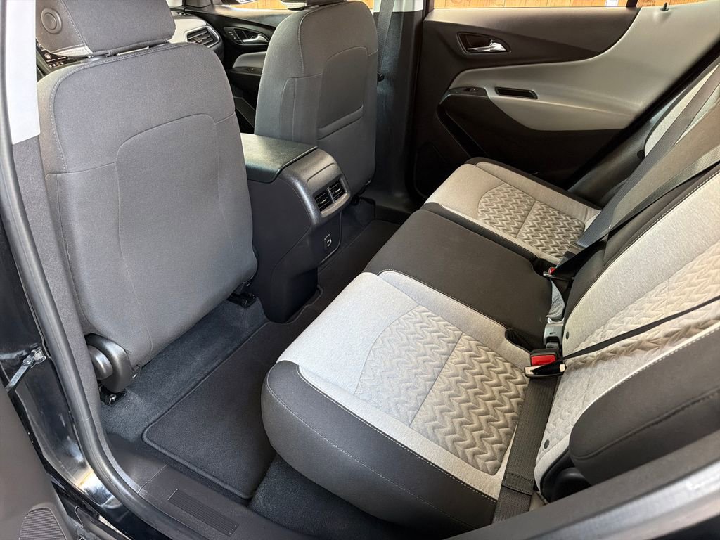 Used 2024 Chevrolet Equinox LS image 28