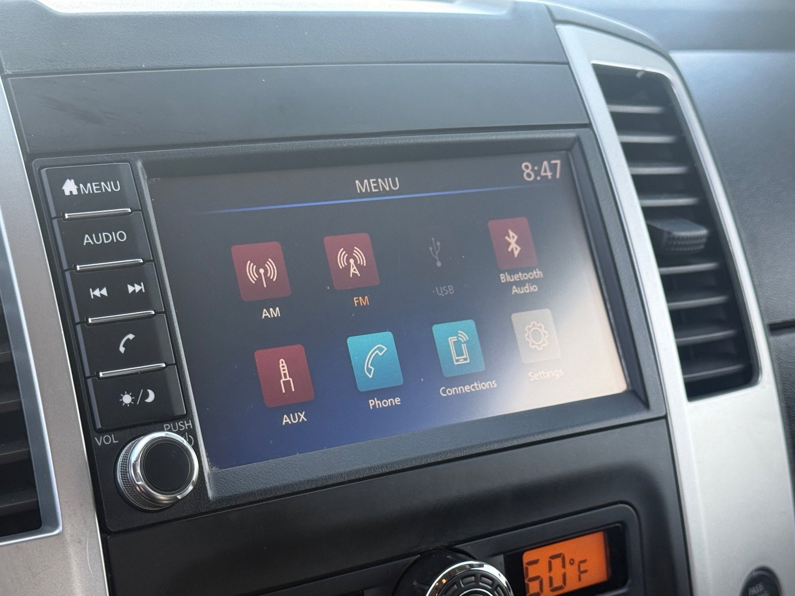 Used 2020 Nissan Frontier SV image 18