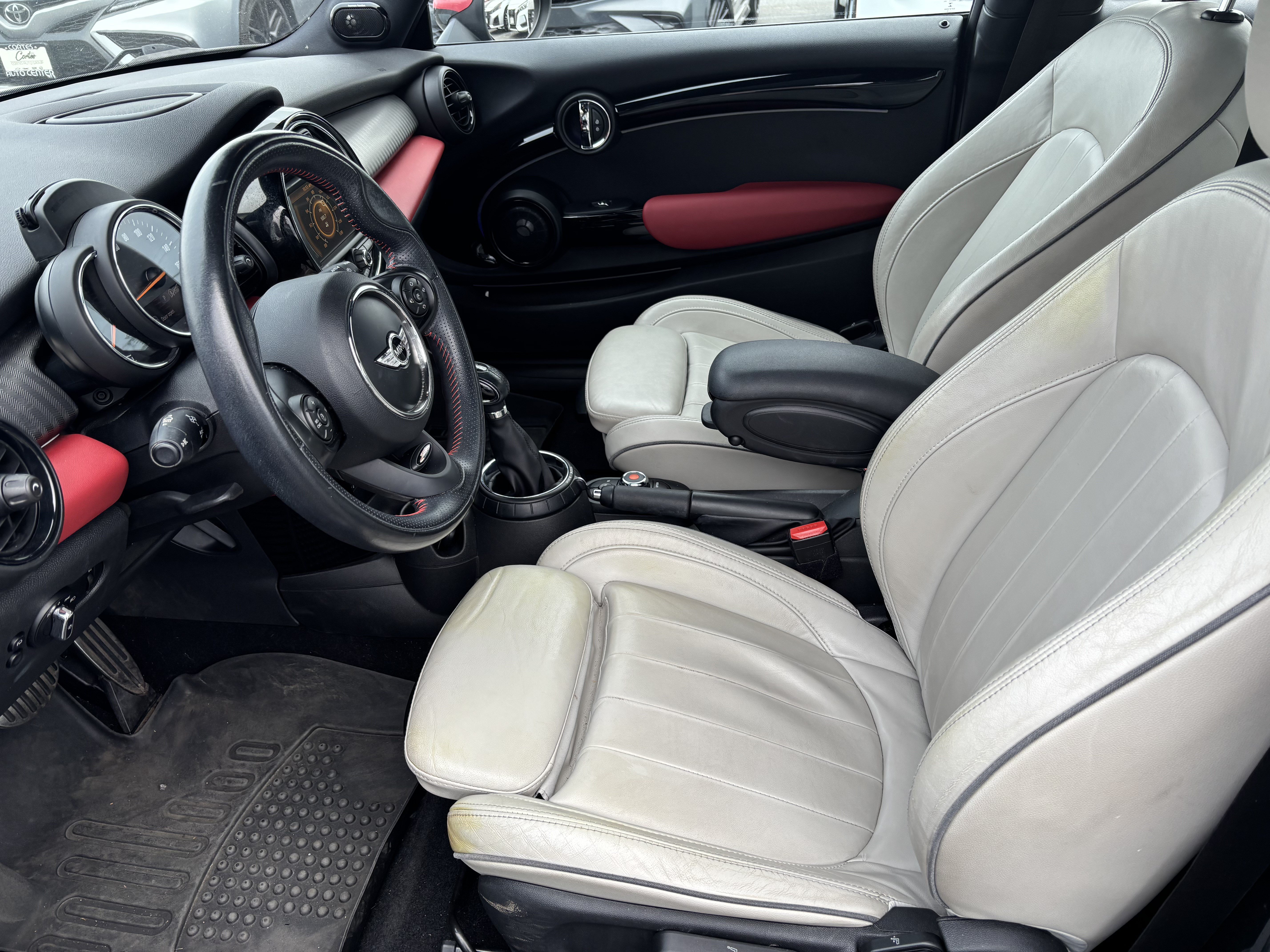 Used 2017 MINI Cooper S FWD image 11