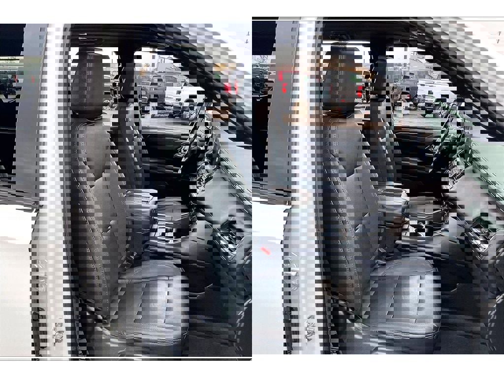 Used 2022 Chevrolet Suburban Z71 w/ Z71 Off-Road Package image 8