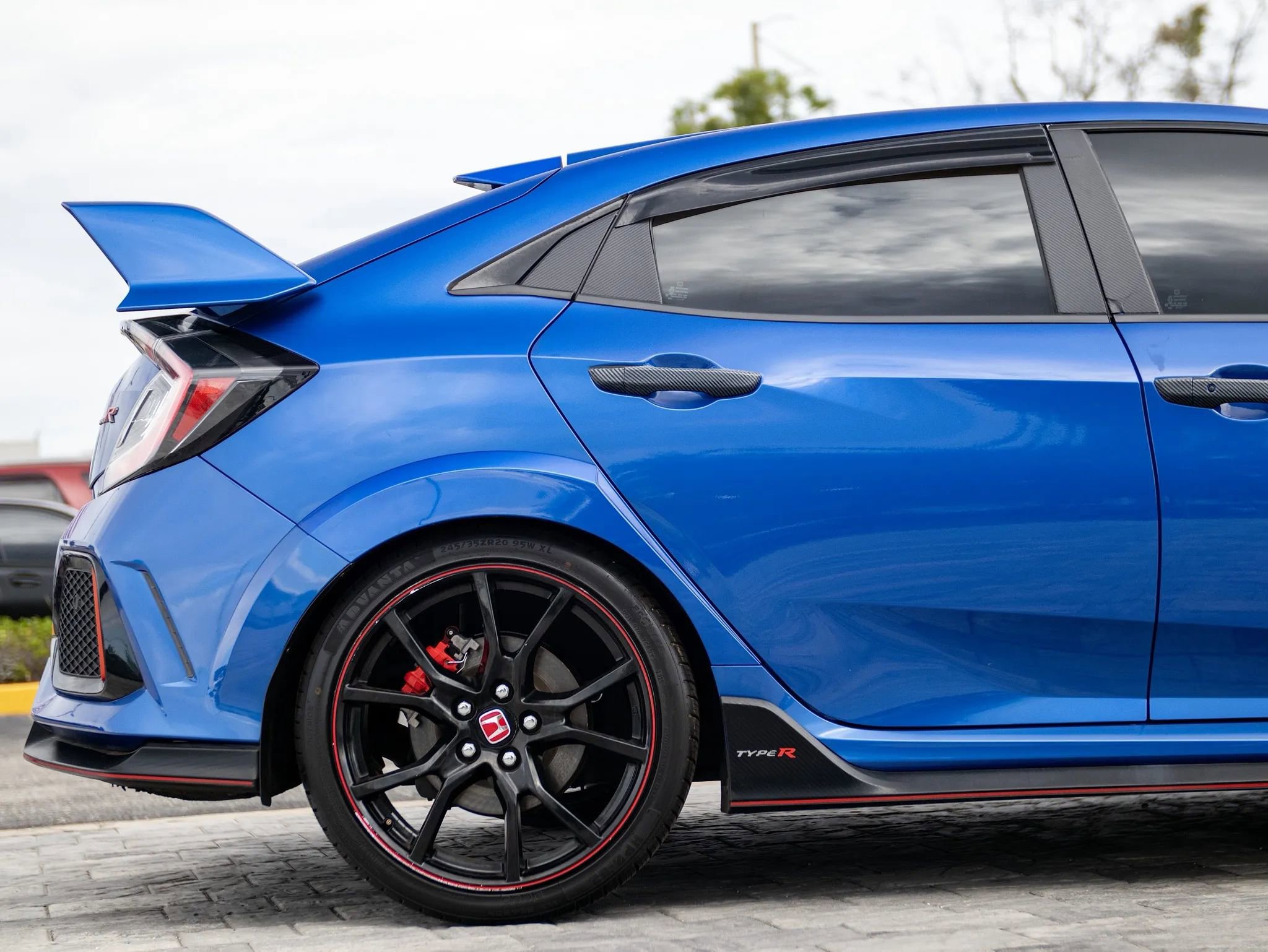 Used 2017 Honda Civic Type R image 18