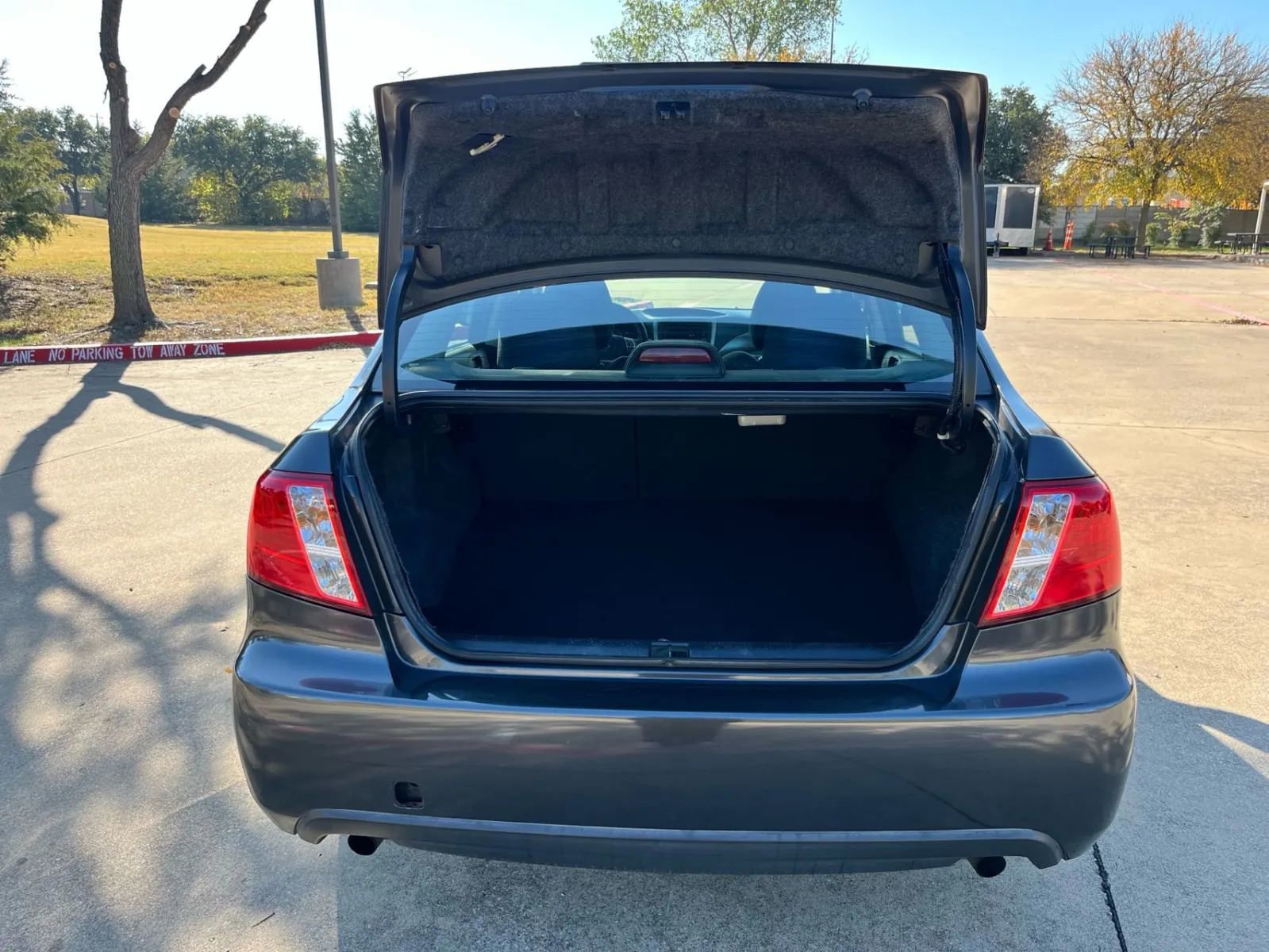 Used 2011 Subaru Impreza 2.5i AWD/4WD image 7