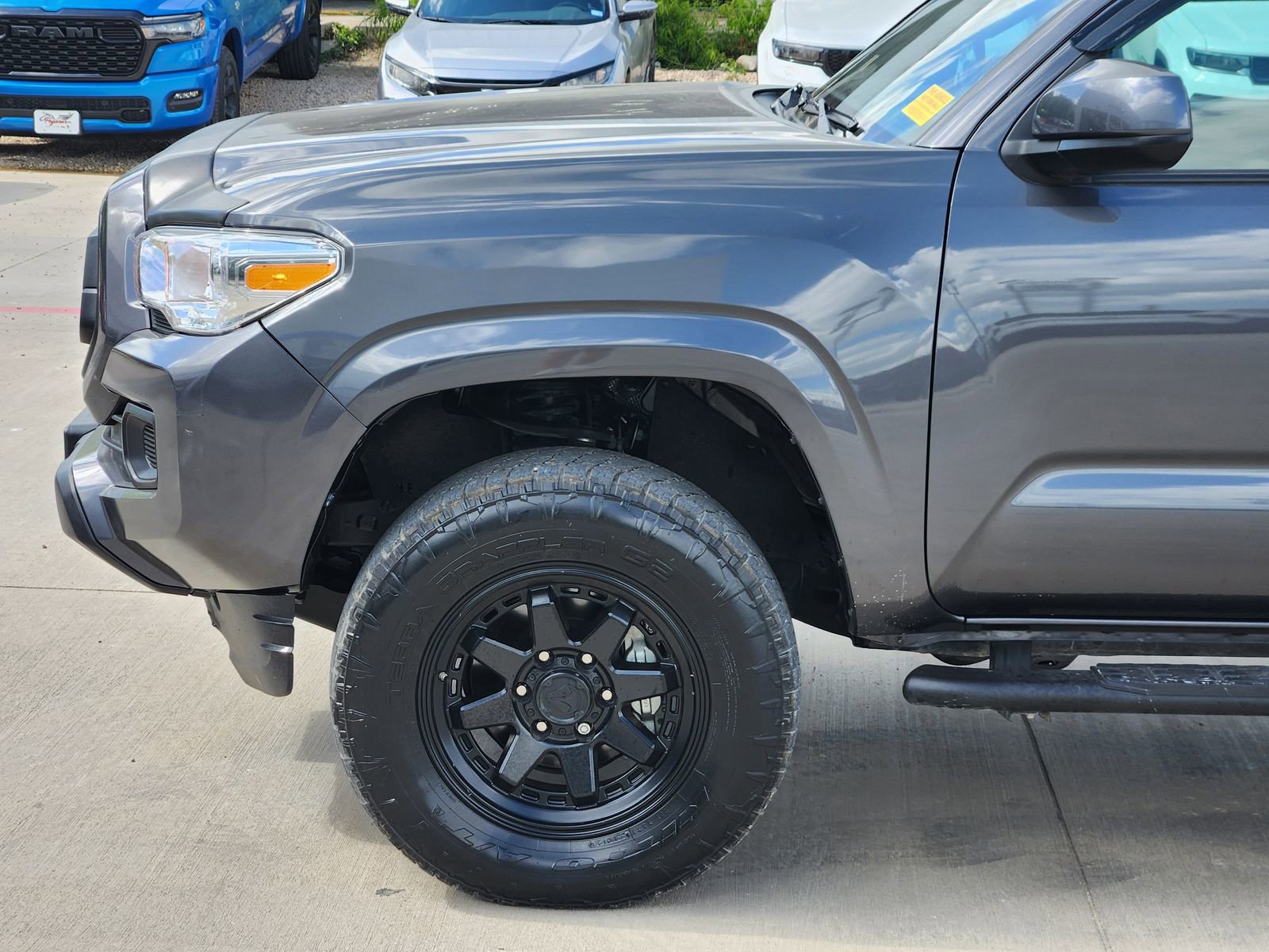 Used 2023 Toyota Tacoma SR image 10