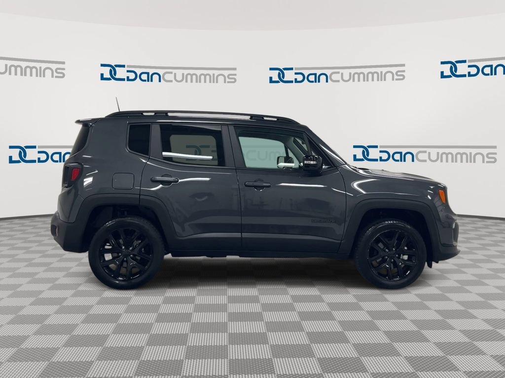 Used 2023 Jeep Renegade Altitude AWD/4WD image 9