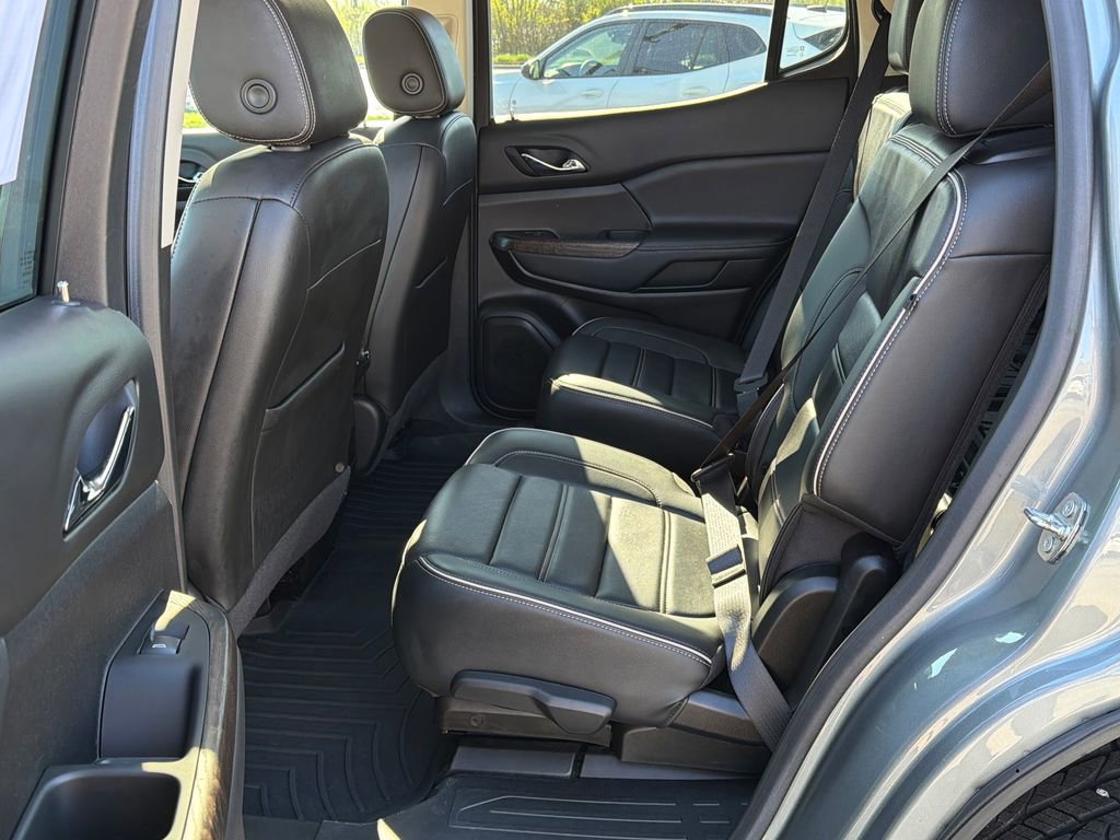 Used 2023 GMC Acadia Denali w/ Denali Ultimate Package AWD/4WD image 28