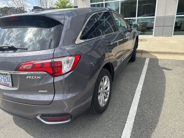 Used 2017 Acura RDX AWD w/ Technology Package image 3