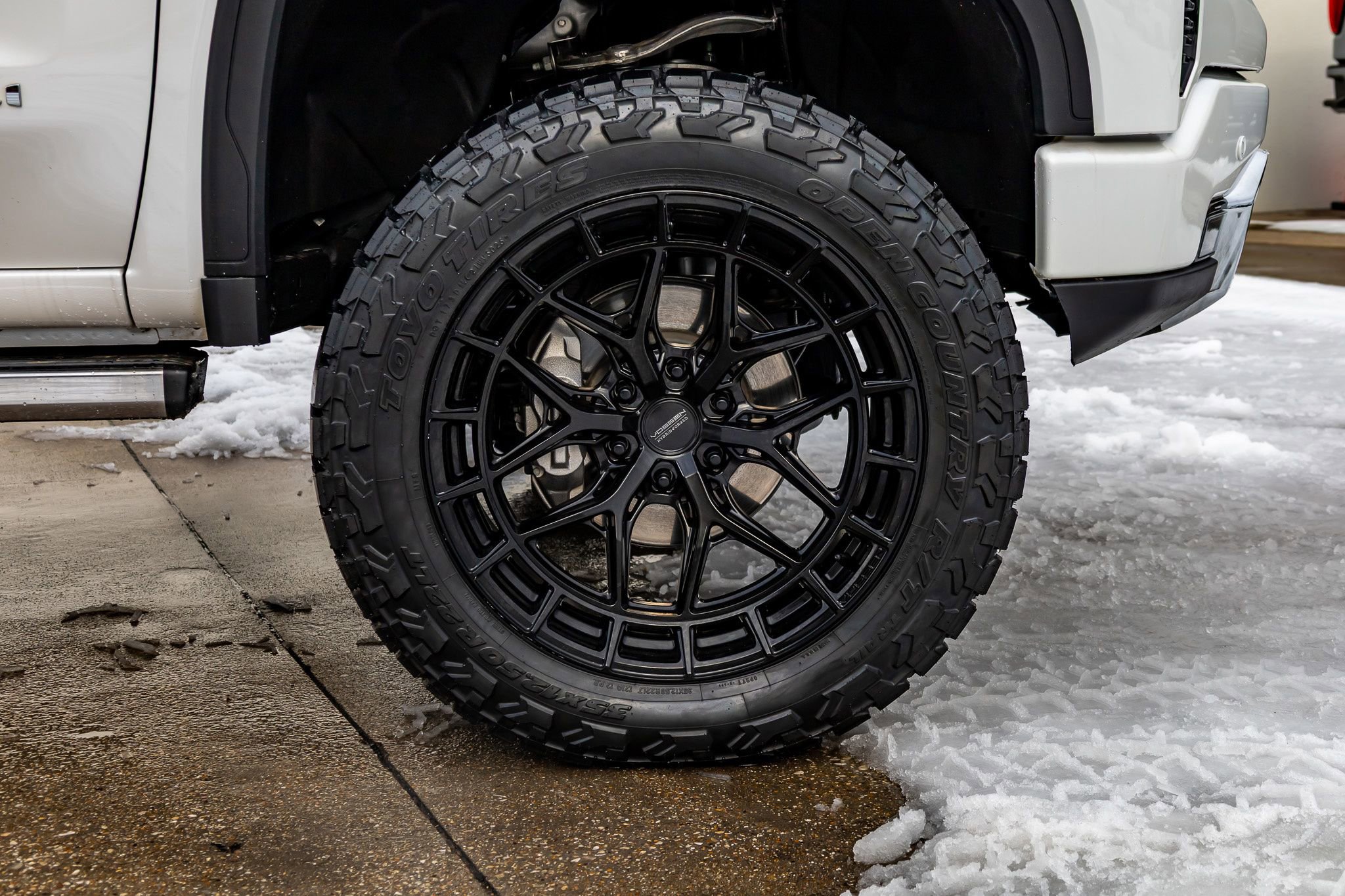 Used 2025 GMC Sierra 1500 Denali image 12