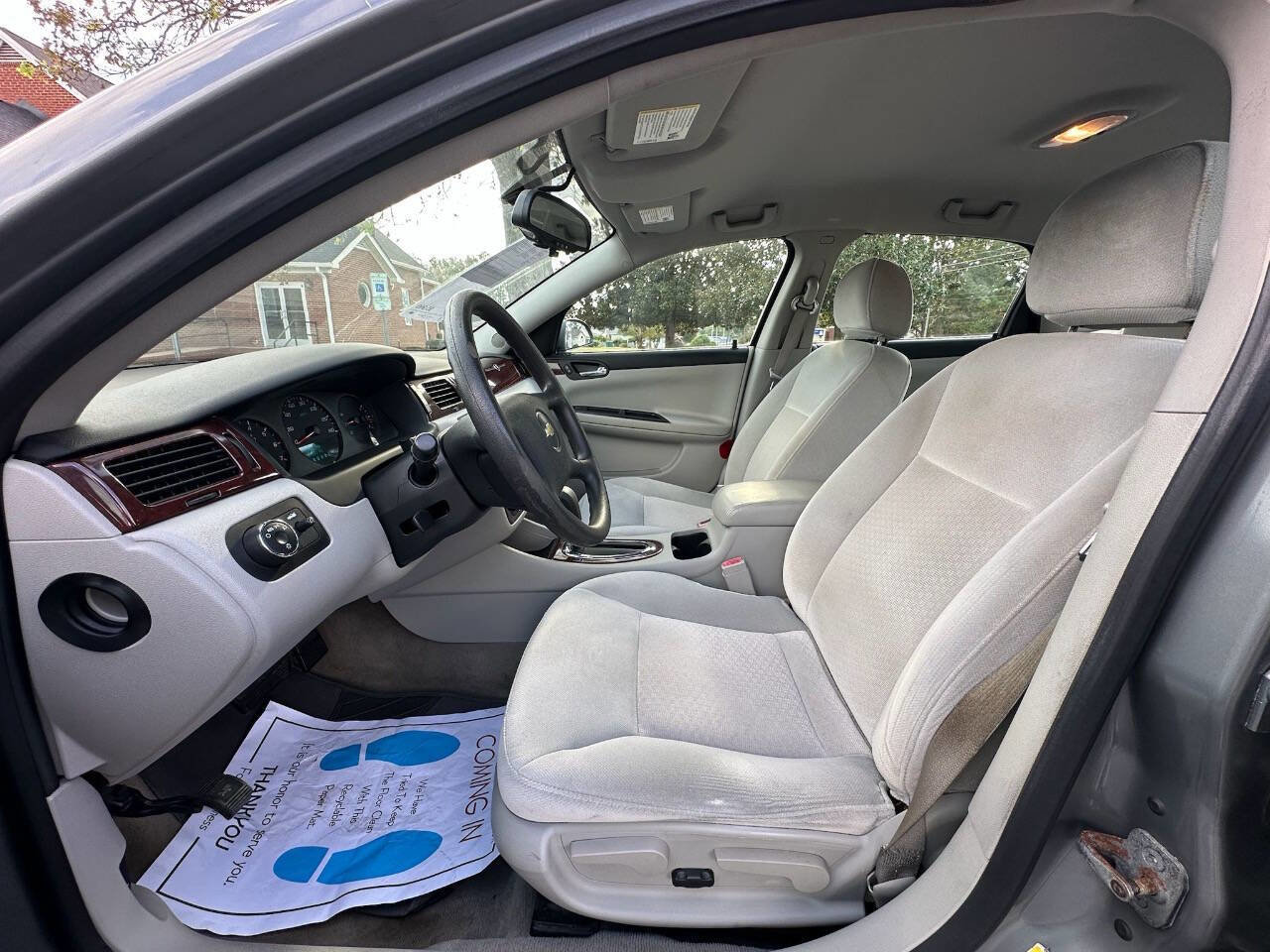 Used 2008 Chevrolet Impala LS image 12