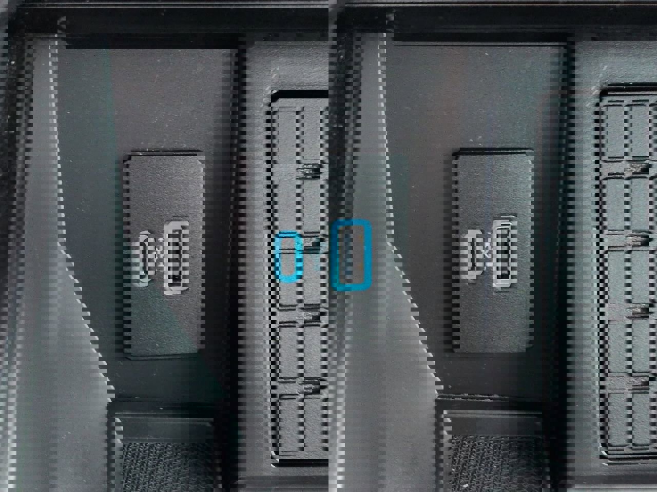 Used 2023 Ford F150 Platinum w/ Equipment Group 701A High image 24