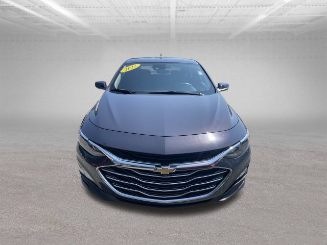 Used 2025 Chevrolet Malibu LT FWD image 13
