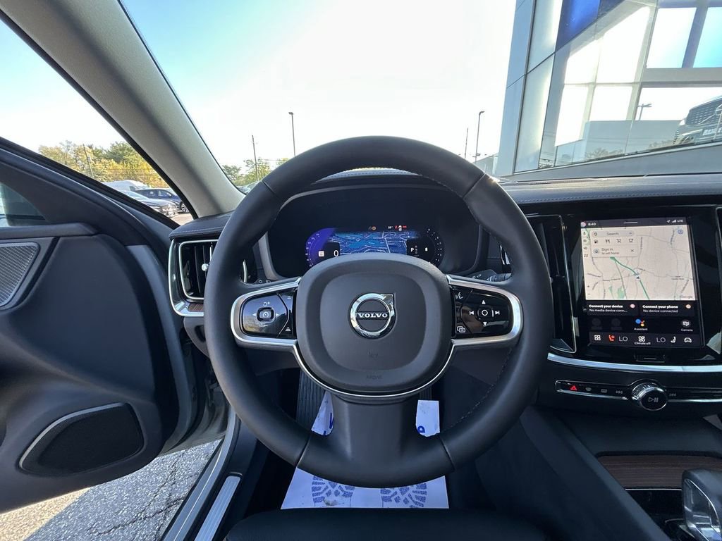 Certified 2025 Volvo S60 B5 Ultra AWD/4WD image 18