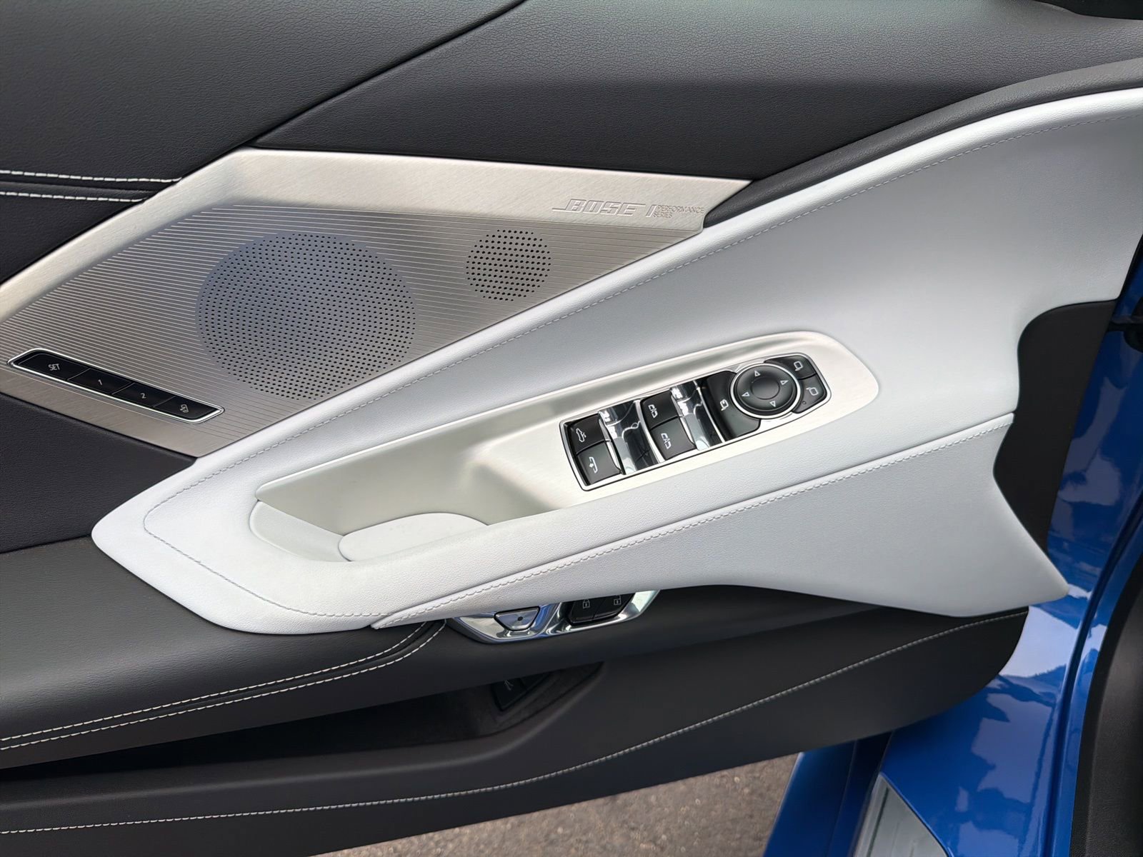Used 2022 Chevrolet Corvette Stingray Preferred Conv w/ Battery Protection Package RWD image 11