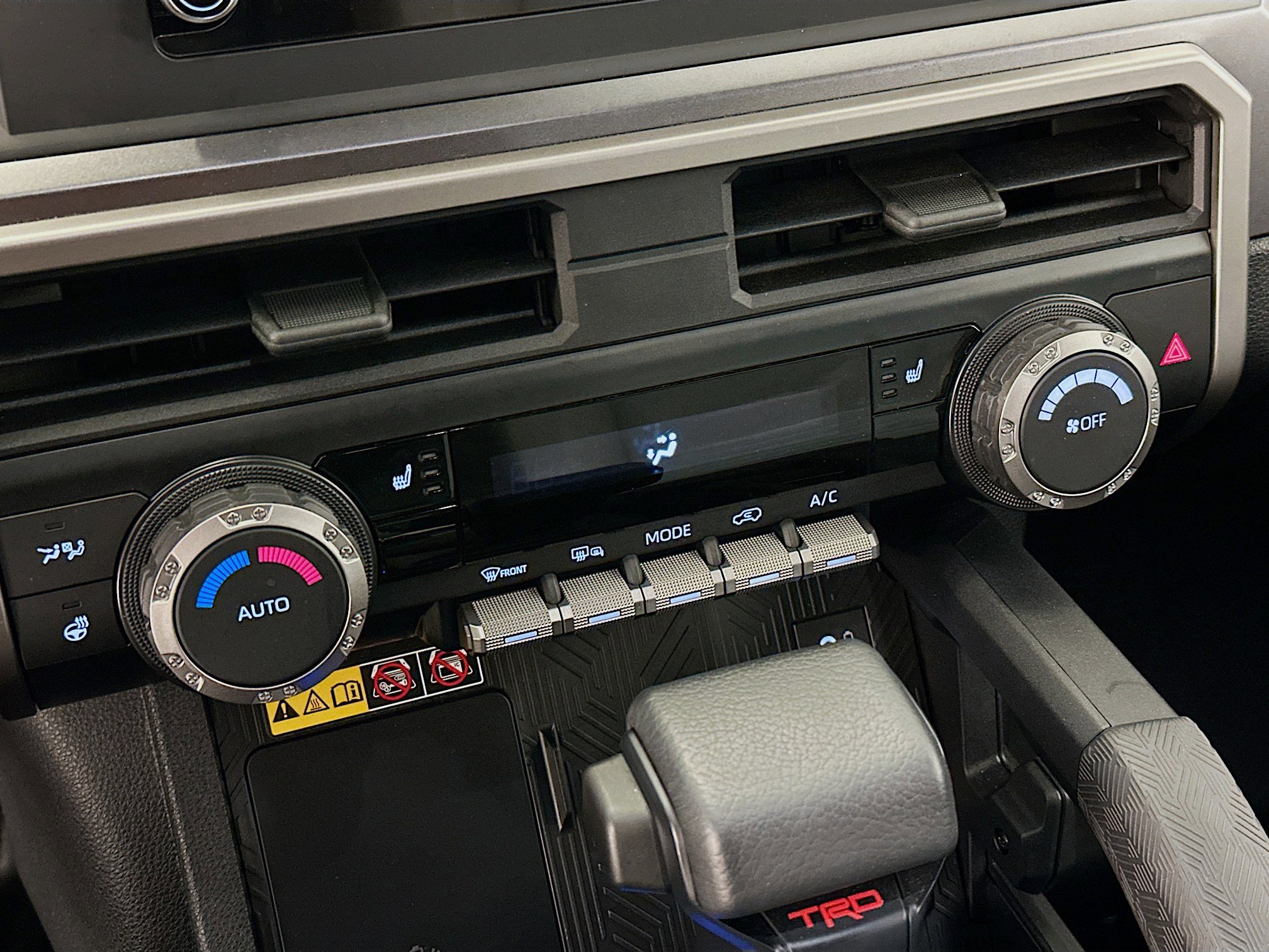 Used 2025 Toyota 4Runner TRD Off-Road image 24