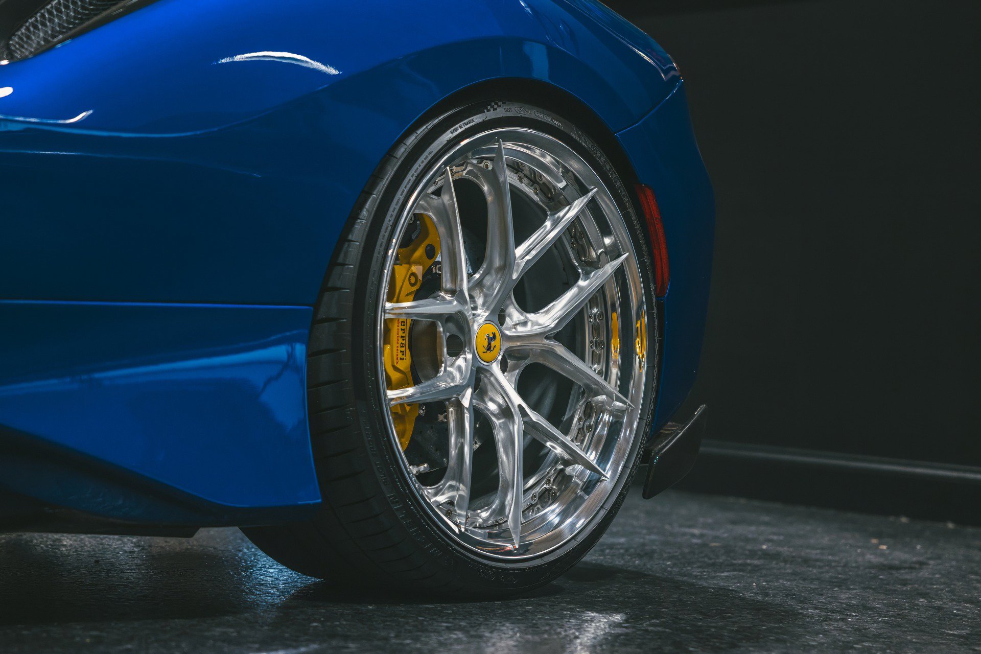 Used 2020 Ferrari 488 Pista Spider RWD image 13