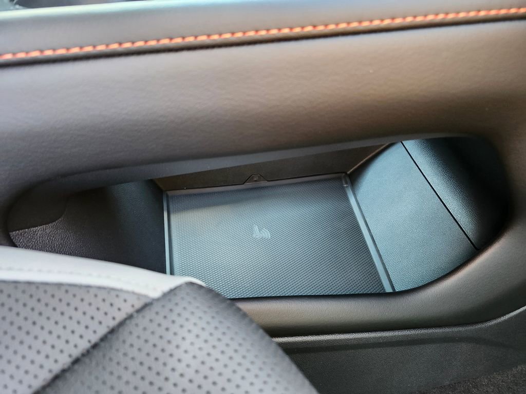 New 2026 Volkswagen Atlas Peak Edition image 17